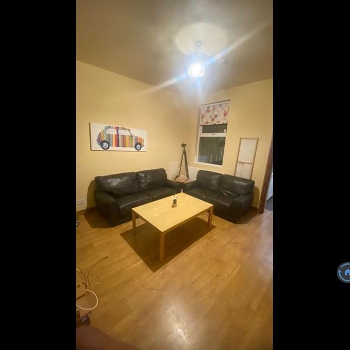 5 bedroom terraced house to rent - Photo 1