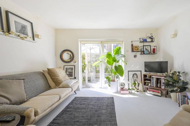 3 bedroom house to rent - Photo 1