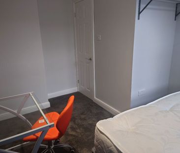 Broadwood Street, Liverpool. - Photo 6