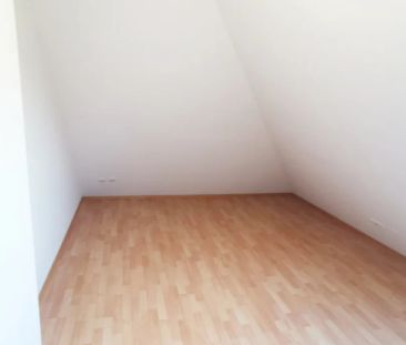 3 Zimmer-Maisonett-DG-Wohnung mit Terrasse - Photo 3