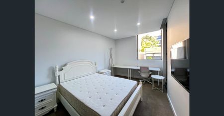 Furnished Second-Floor Three-Bedroom Apartment for Lease! - Photo 5