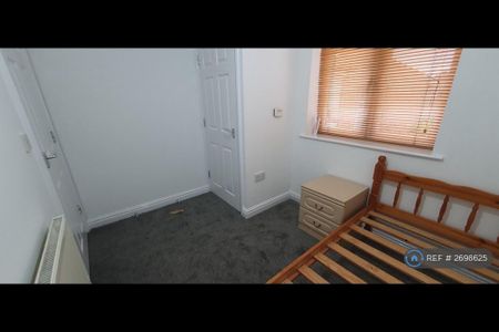 3 bedroom maisonette to rent - Photo 5