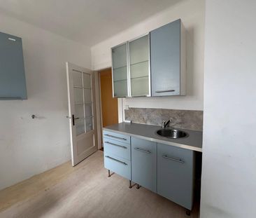 À LOUER ! F1 avec cuisine séparée de 36m2 en plein centre-ville de ... - Photo 3