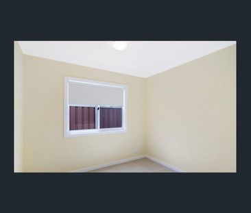 Conveniently located granny flat!!! - Photo 4