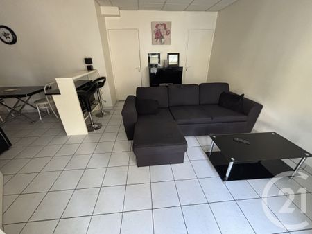 Location Appartement 2 pièces 39m² ORTHEZ 64300 - Photo 3