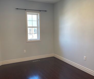 For Lease - 9031 Yonge Street, Richmond Hill, Ontario - Photo 4