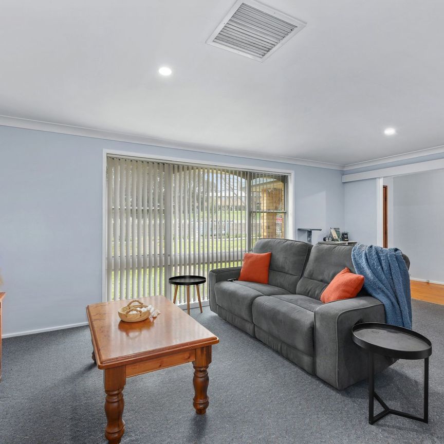 Beautiful 3 bedroom home in Oxley Vale - Photo 1