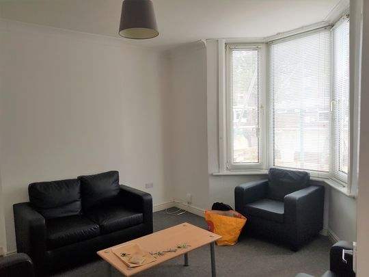 Lovely House Share in Brighton Room 1 - Photo 1