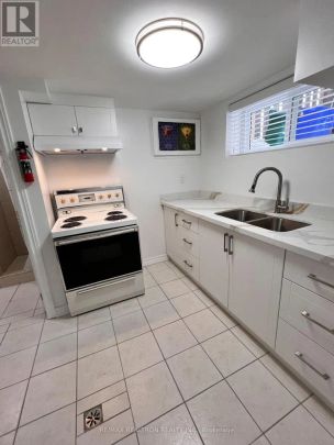 77 HIGHLAND PARK BOULEVARD - Photo 1