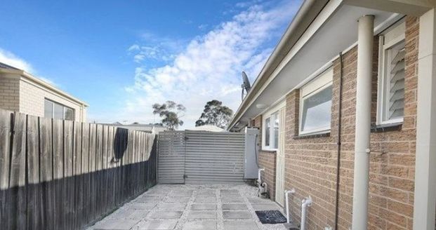 1/6 Tilly Court, Newcomb - Photo 1