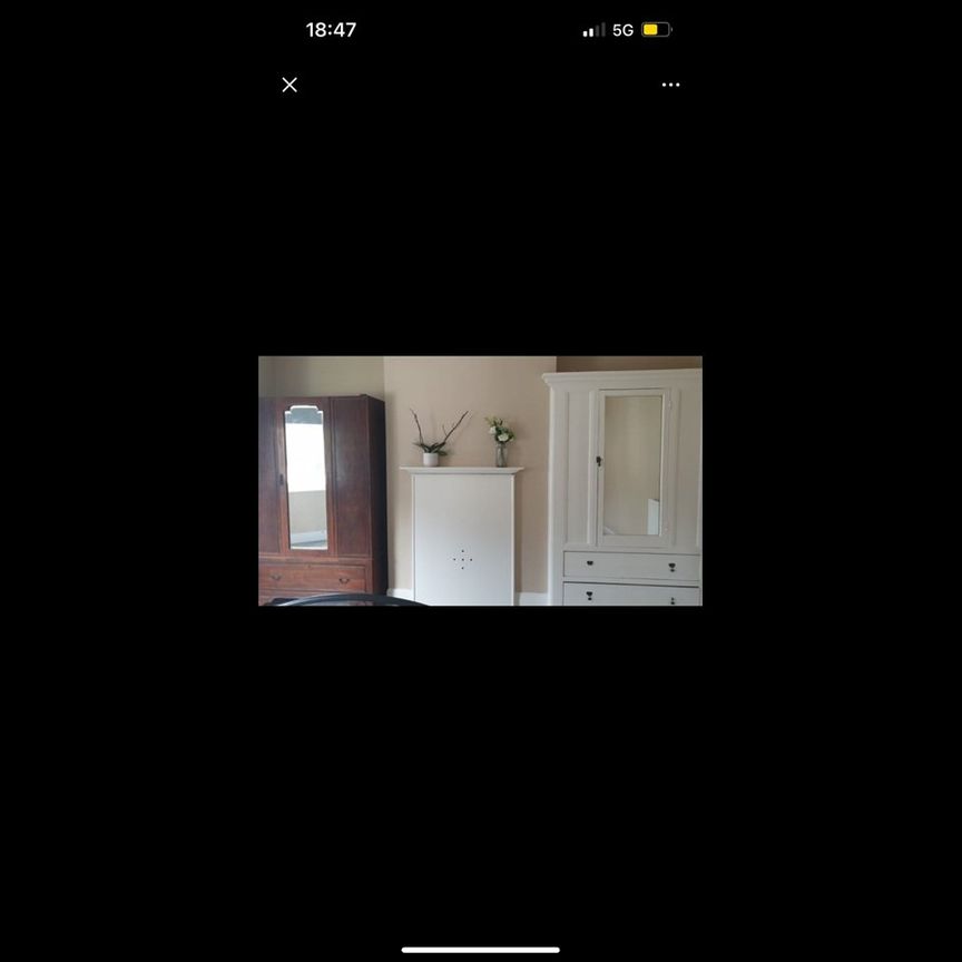 Room in a Shared House, Ewart Grove, N22 - Photo 1