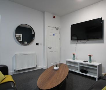 7 bedroom terraced house to rent - Photo 5