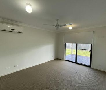 8 Keys Place, Dalby QLD 4405 - Photo 4