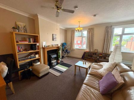 2 bedroom apartment to rent - Photo 2