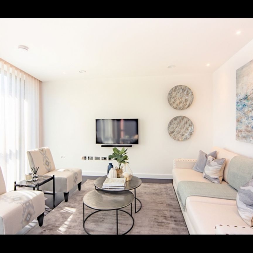 2 Bed Flat, Charles Clowes Walk, SW11 - Photo 1