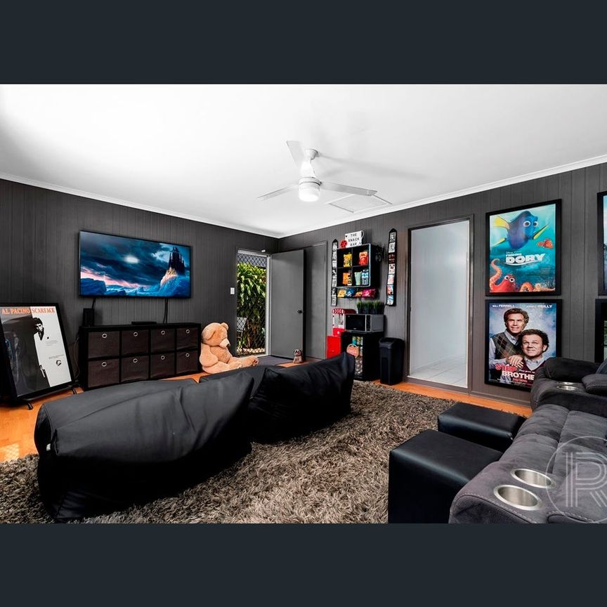 Family Home on Large Block in Heart of Beerwah - Photo 1