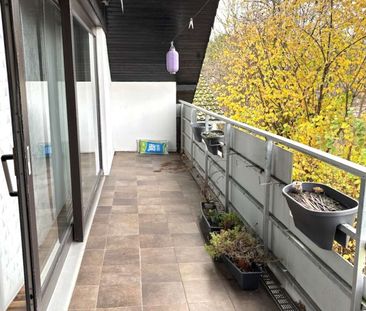 Großzügige 2 Zimmerwohnung mit Einbauküche, Balkon und Garage!! - Foto 6