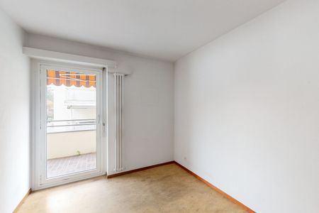 Ampio appartamento con vista sul parco isolino - Foto 2