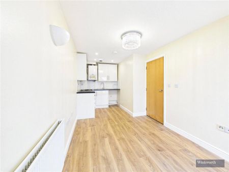 1 bedroom apartment to rent - Photo 2