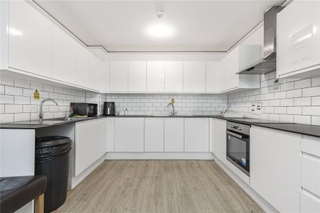 Studio to rent - Photo 3