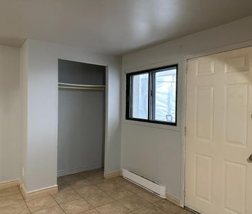 3 1/2 à louer à Rivière-des-Prairies / 3 1/2 apartment for rent - Photo 4