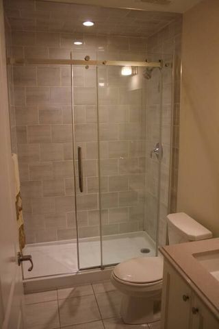 For Lease - 3326 Carding Mill (M Flr) Trail Unit# Main Floor, Oakville, Ontario - Photo 2