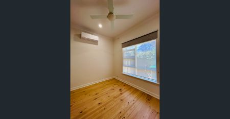 Newly renovated 1-bedroom unit in a small group at a fantastic quiet city fringe location available now - Photo 2