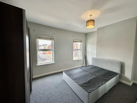 53 Connsbrook Avenue, Belfast, BT4 1JW - Photo 5