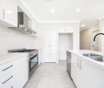 Ideally Located Family Home - Photo 2