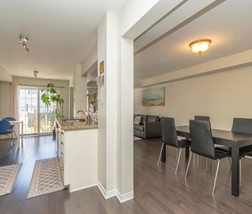 For Lease - 103 Osnabrook Private, Barrhaven, Ontario - Photo 4