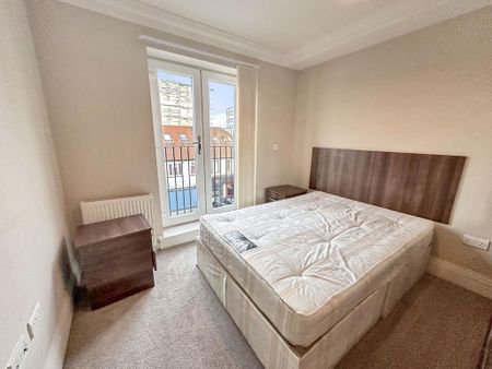 2 bedroom apartment to rent - Photo 3