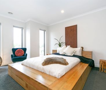 Stunning 4-Bedroom Home in Greenvale - Photo 6