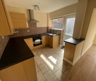 Roslin Gardens, Bolton - Photo 4