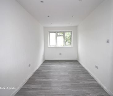 3 bedroom maisonette to rent - Photo 1