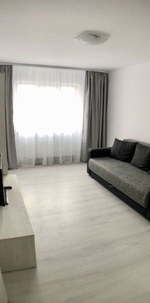 Apartament o camera Piata 700 - Fotografie 1