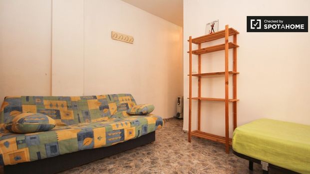 granada, Andalusia 18002 - Photo 1