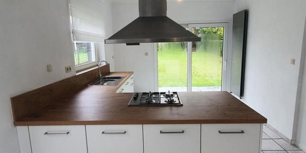 Woning te huur in Itterbeek voor € 1.300 met 3 slaapkamers - Photo 1