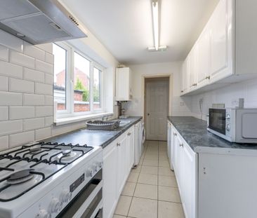 11 Harrow Road - Photo 6