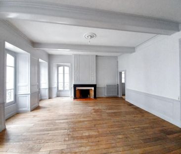 Location Appartement 5 pièces 139m² AURILLAC 15000 - Photo 1
