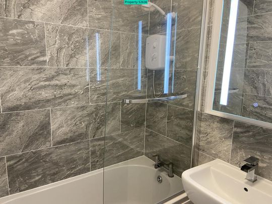 1 bedroom ground floor flat to rent - Photo 1