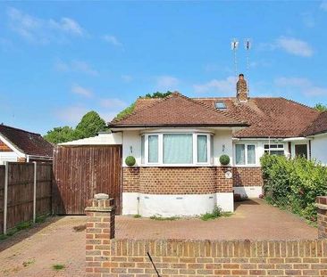 Elm Close, Woking, Surrey, GU21 - Photo 5