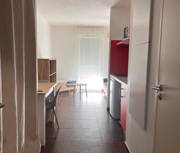 Location Appartement 1 pièce 27m² ALBI 81000 - Photo 3