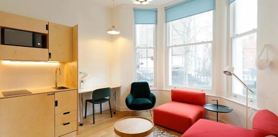 One Bedroom to rent - Photo 2