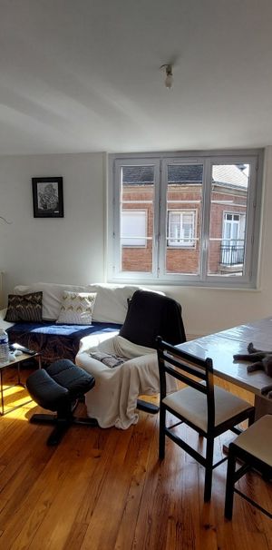Location Appartement 3 pièces 73m² EU 76260 - Photo 1