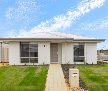 Fresh 4x2 Family Home - Photo 4