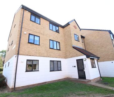 Garnet House, Percy Gardens, Worcester Park KT4 - Photo 5