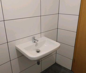 Wohnung in 44575 Castrop Rauxel Wittener Str Zentrummer Bereich - Photo 1