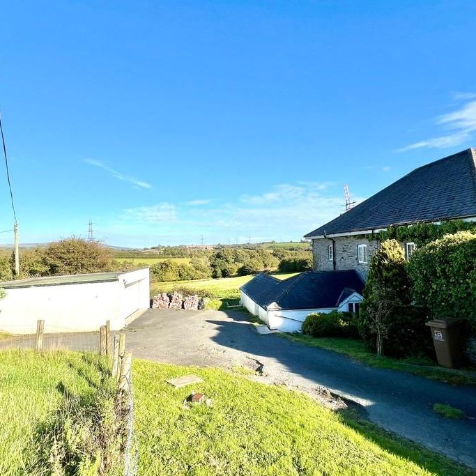 Plympton, Devon, PL7 - Photo 2