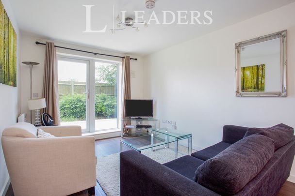 1 bedroom apartment to rent Nankeville Court, Guildford Road, GU22 - Photo 1