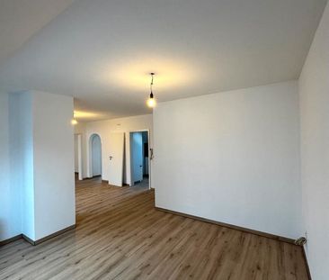 Erstbezug nach Sanierung: 2,5 Zimmer Wohnung mit Gäste WC - Foto 1